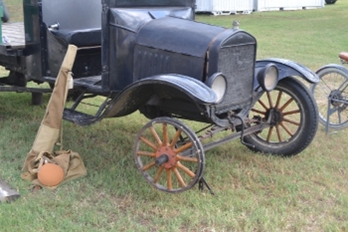 Ford Model TT tire change