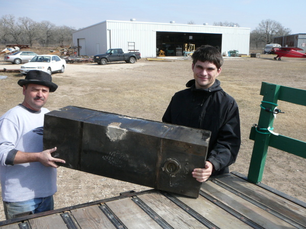 Nash Quad fuel tank