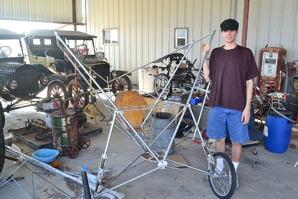 Ian Whitlock and Dormoy fuselage
