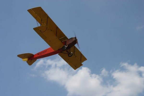 Canuck, airborne
